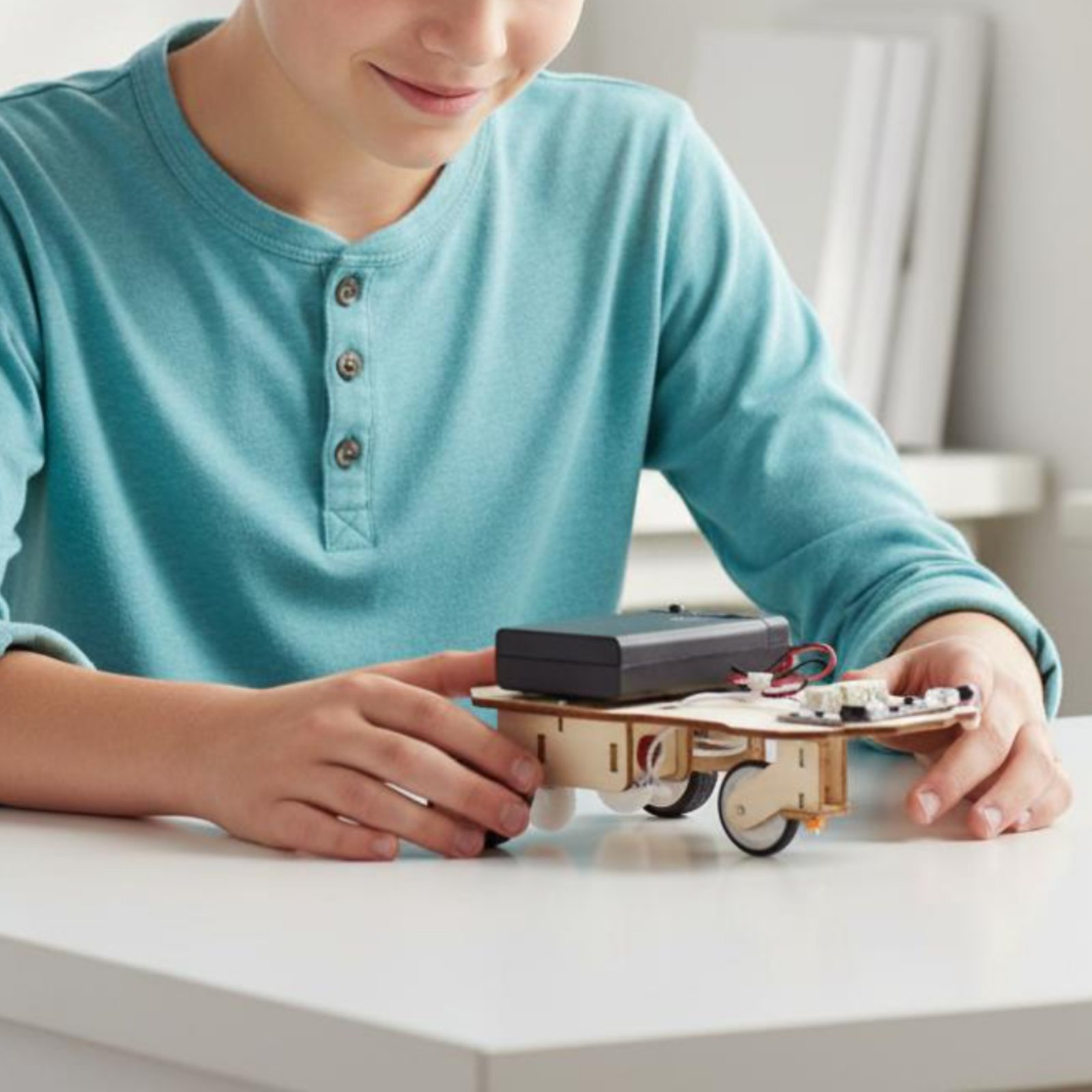Kit de véhicule intelligent en - Science Robotics avis et prix